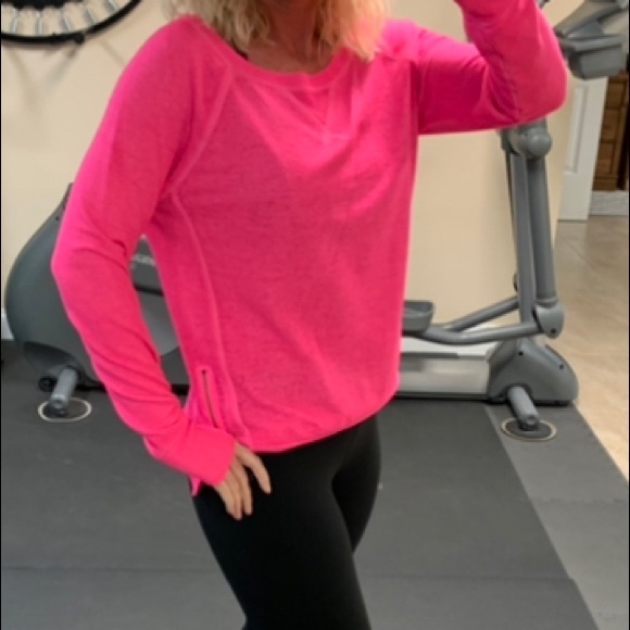 SO Tops - 💕SO Highlighter Pink Boxy Sweatshirt/Top💕